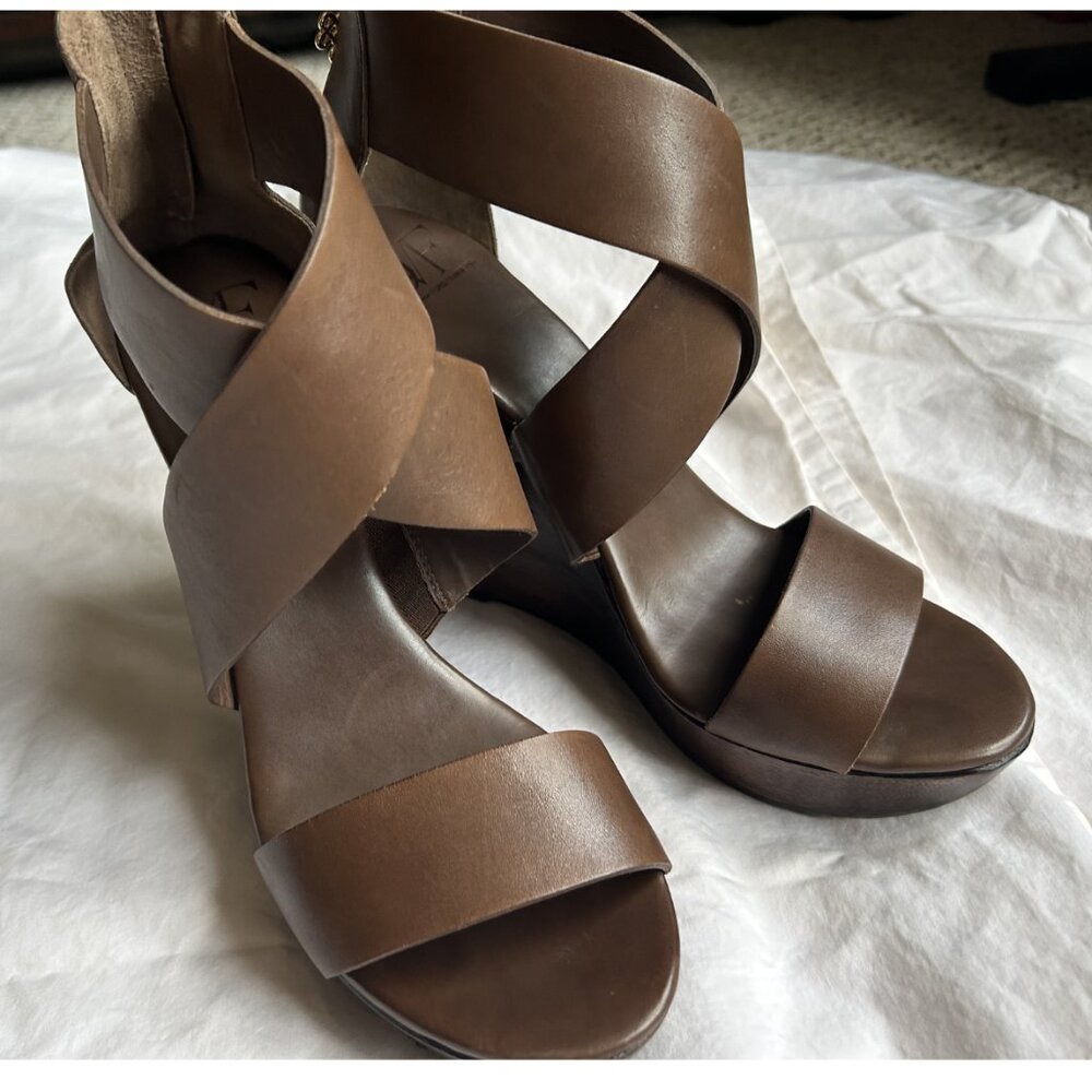 DVF Opal Cognac Leather Platform Wedge Sandals 9.5 NWOT — Pristine w/ Box - Picture 8 of 10